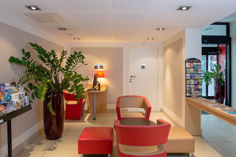 Ibis Guingamp - Coeur De Bretagne 33/63