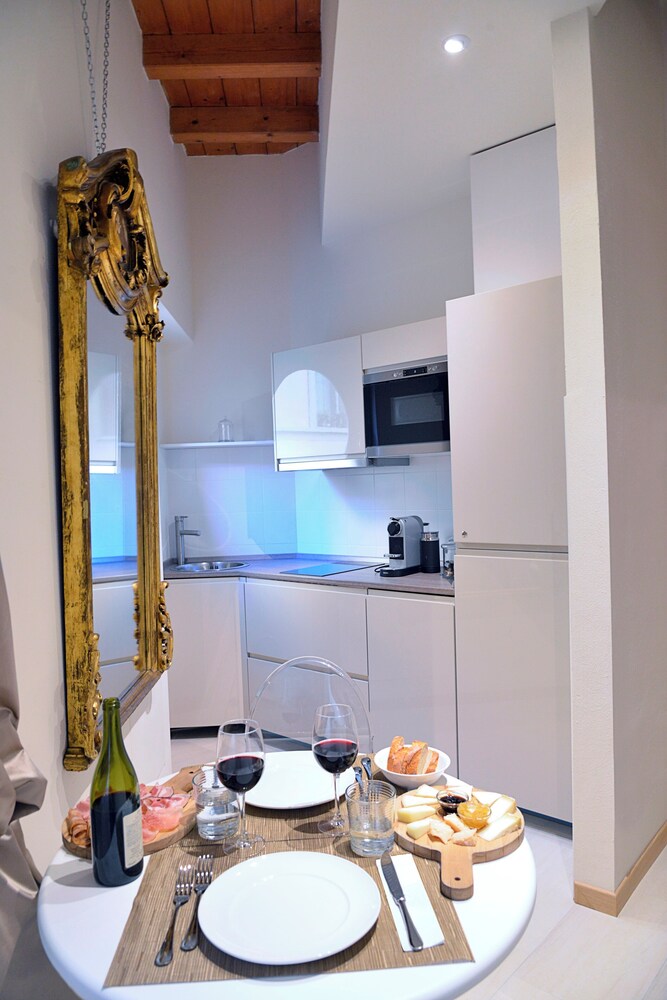 Phi Hotel Bologna Apartments 49/58