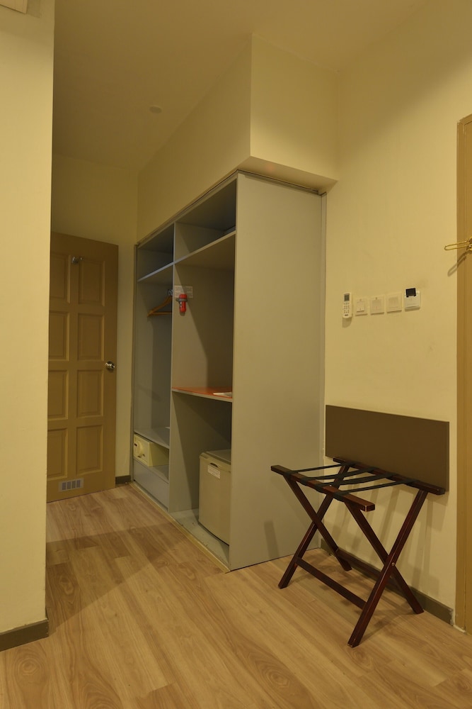 Abell Hotel Kuching 23/50