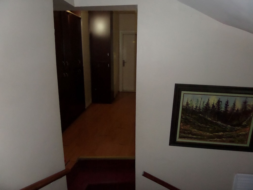 Ercan Inn Hotel 44/62
