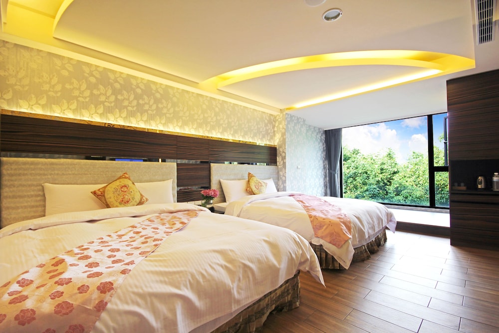 Shuian Lakeside Hotel 20/75