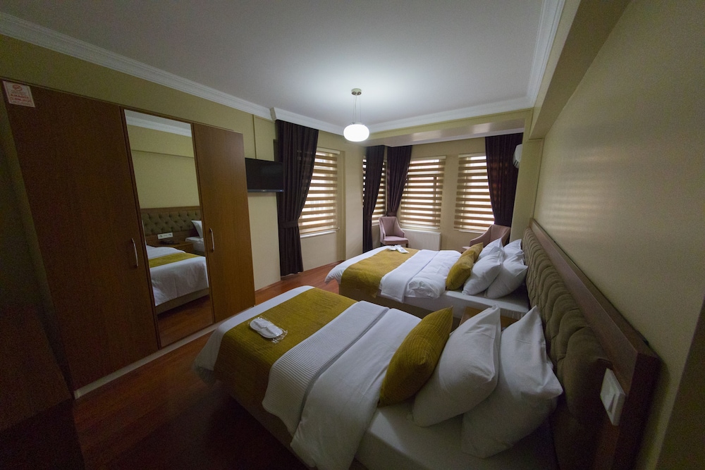 Helen Suites Aparts 33/50