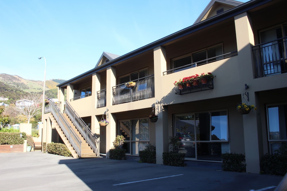 Tresori Motor Lodge 5/48