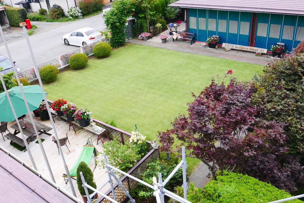 K S House Fuji View Hostel 52/62