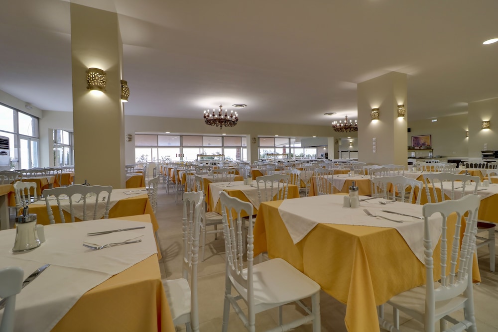 Calamos Beach Family Club Hotel By Anayia All Inclusive Resorts 54/68
