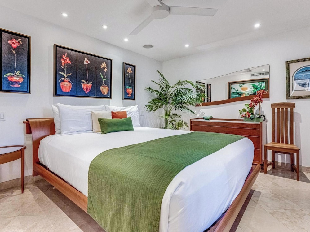 2 Bedrooms, Condo, King and Twin Beds, Ocean Front