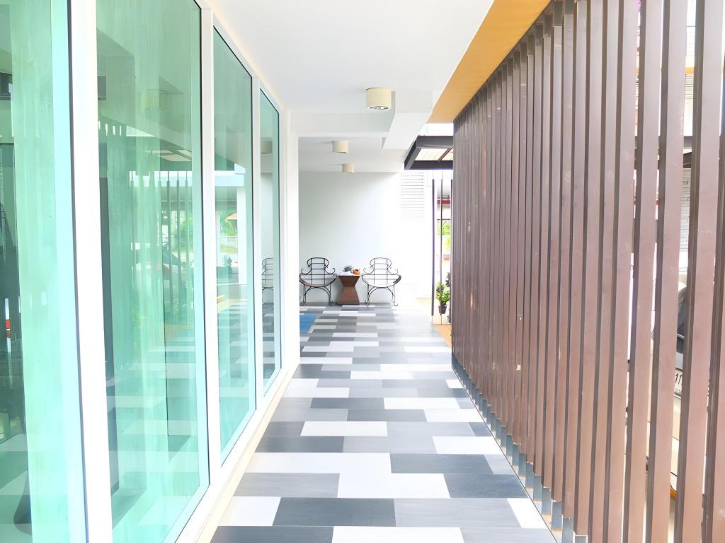Say Hi Residences 7/40