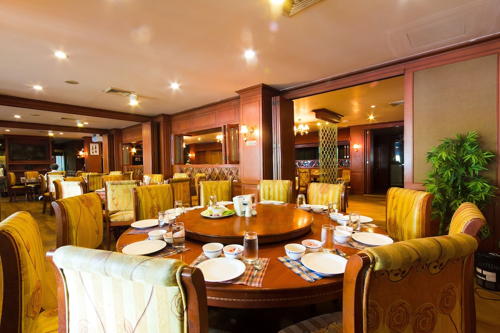 KHON KAEN HOTEL 27/35