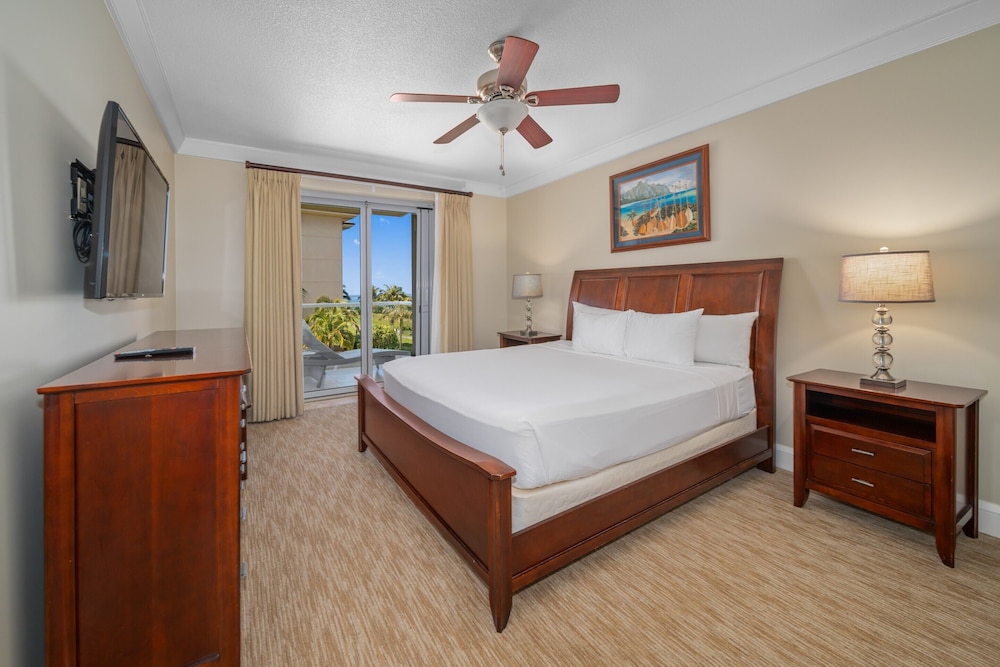 3 Bedrooms, Hokulani, Suite, 3 King Beds, Ocean View, 3 Bathrooms, Sofa، OUTRIGGER Honua Kai Resort & Spa 2/10
