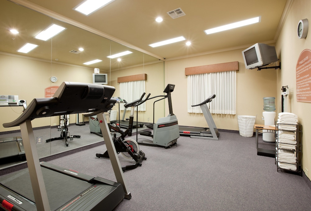 Holiday Inn Express Hotel and Suites La Porte 15/31