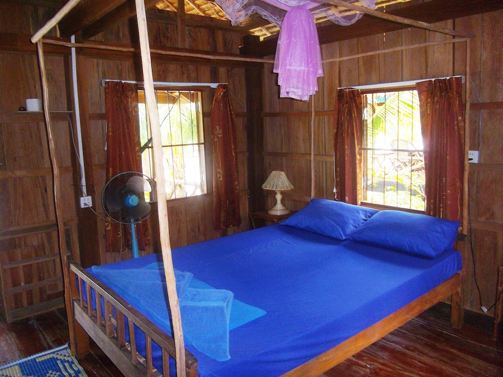 Palm Beach Bungalow Resort 31/66