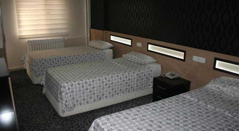 Yeni Kosk Esra Hotel 18/25