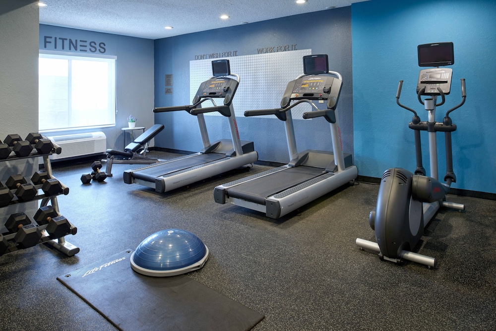 Fairfield Inn Kalamazoo West 20/32