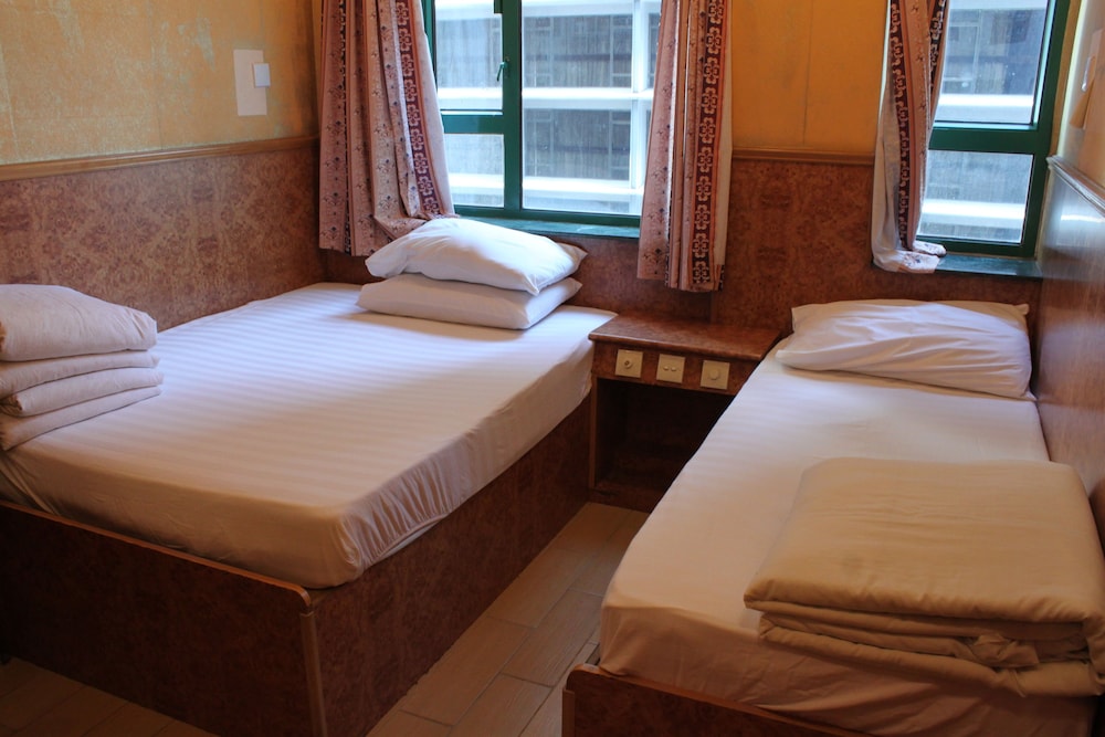 Kowloon New Hostel 10/35
