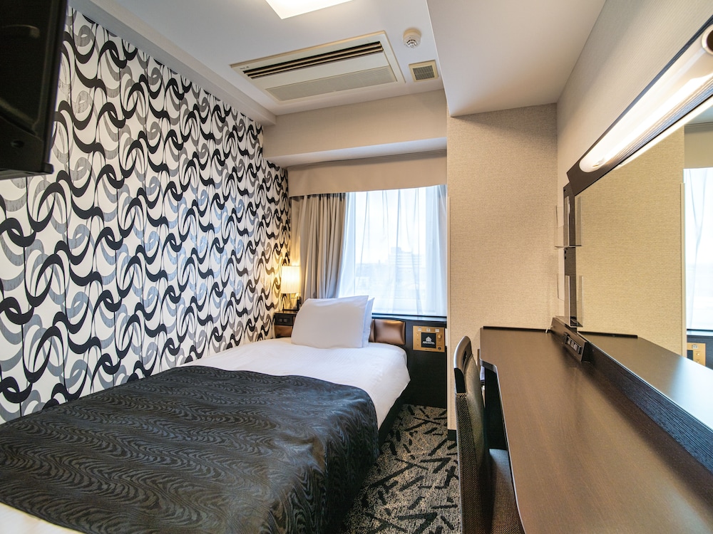 ROOM, SINGLE, MAIN BUILDING