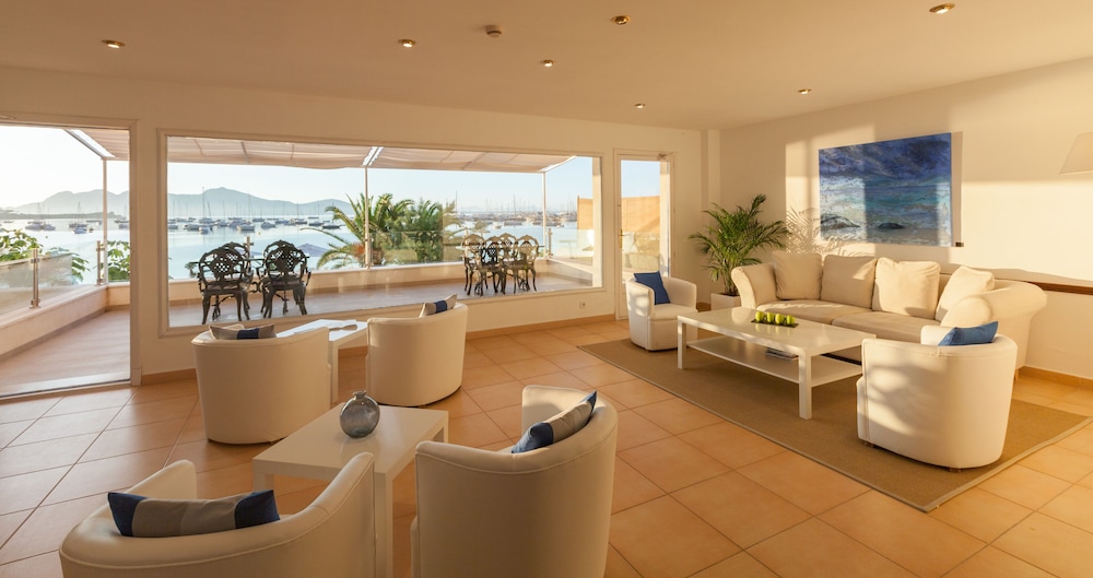 Capri Hotel 13/32