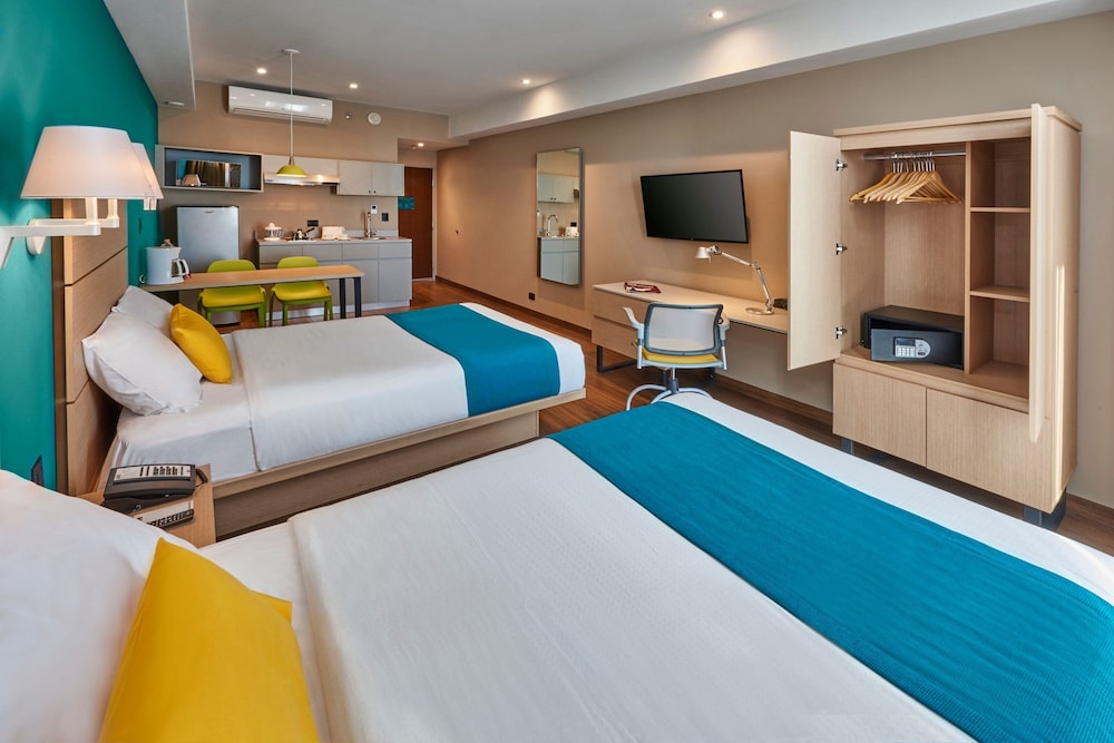 City Express Suites by Marriott Tijuana Rio 4/50