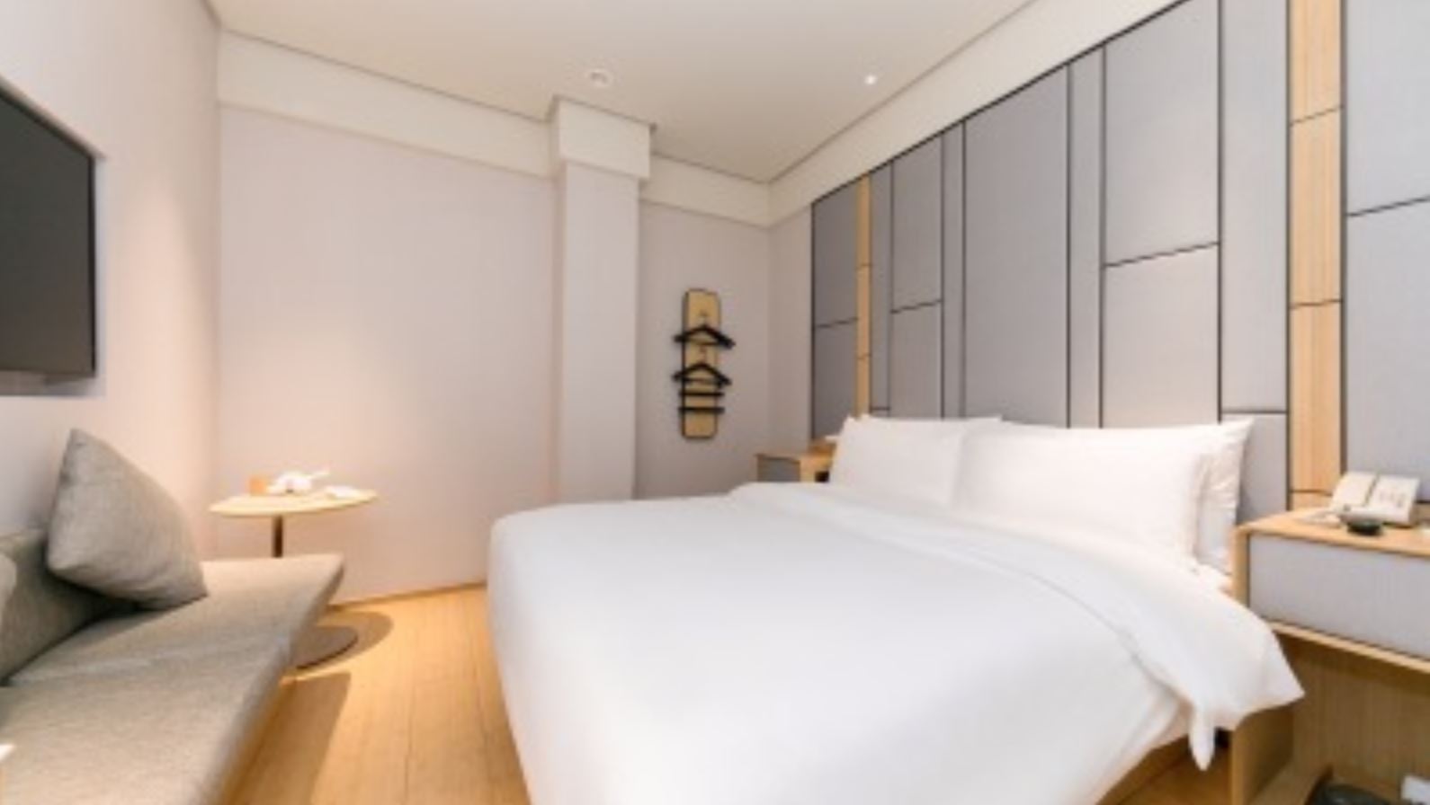 JI Hotel Shanghai The Bund Jiujiang Road 12/28