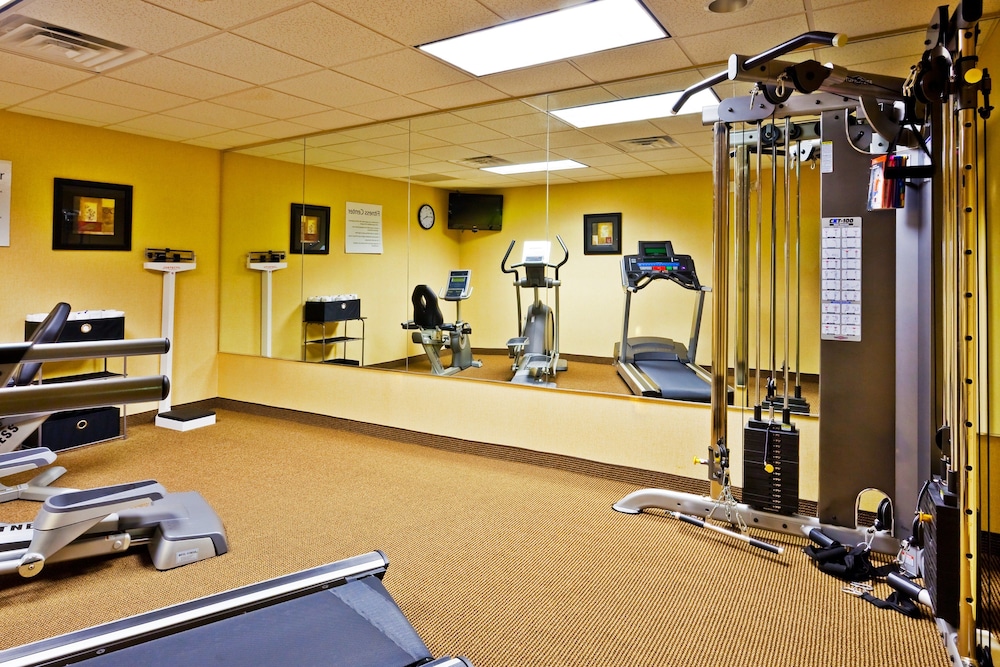 Holiday Inn Express Hotel And Suites Memphis Germantown 43/69
