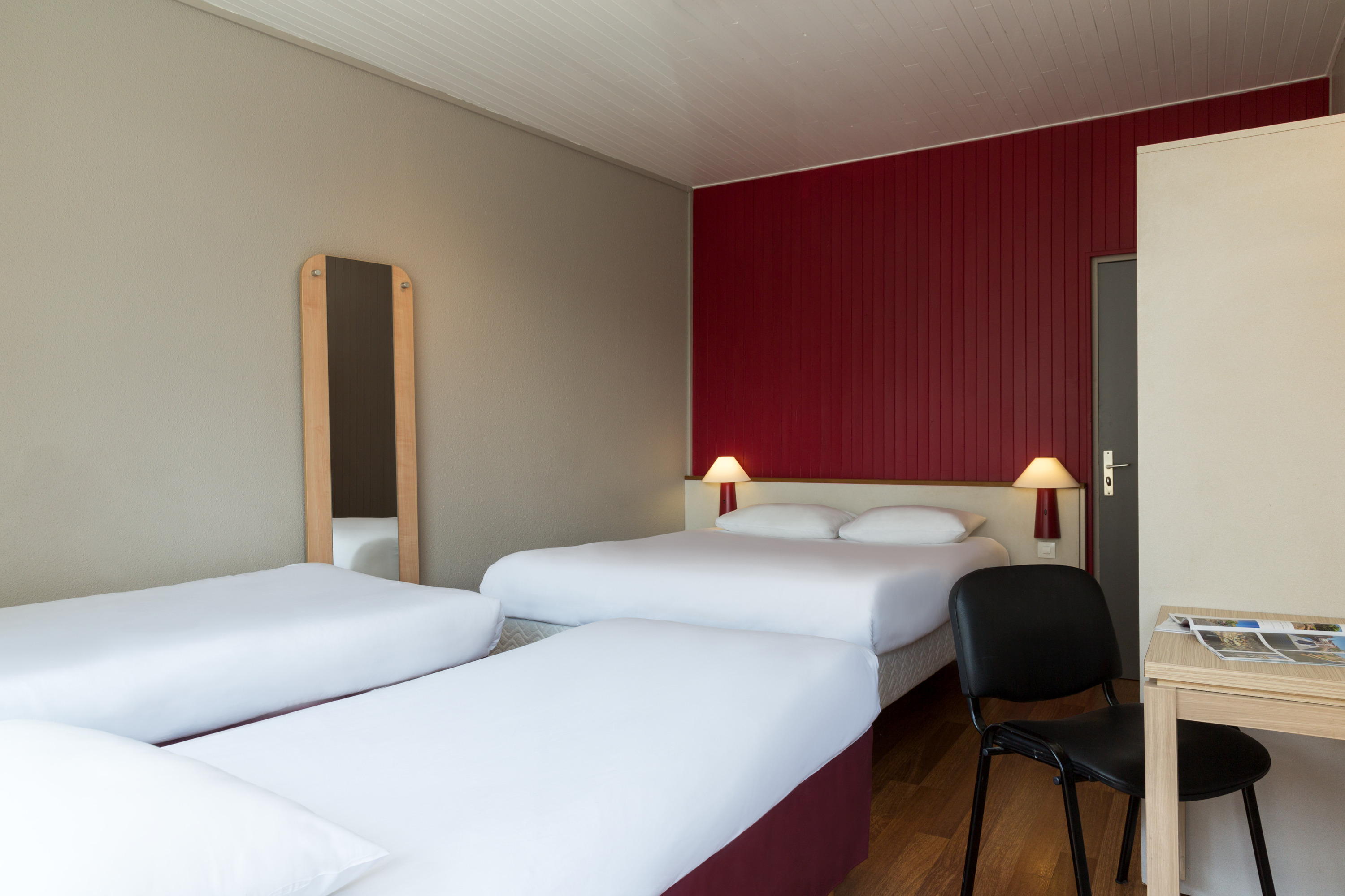 Hotel The Originals Remiremont Arum 16/38