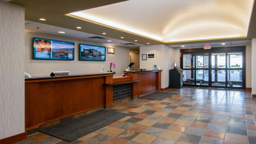 Service Plus Inns and Suites Calgary 7/56
