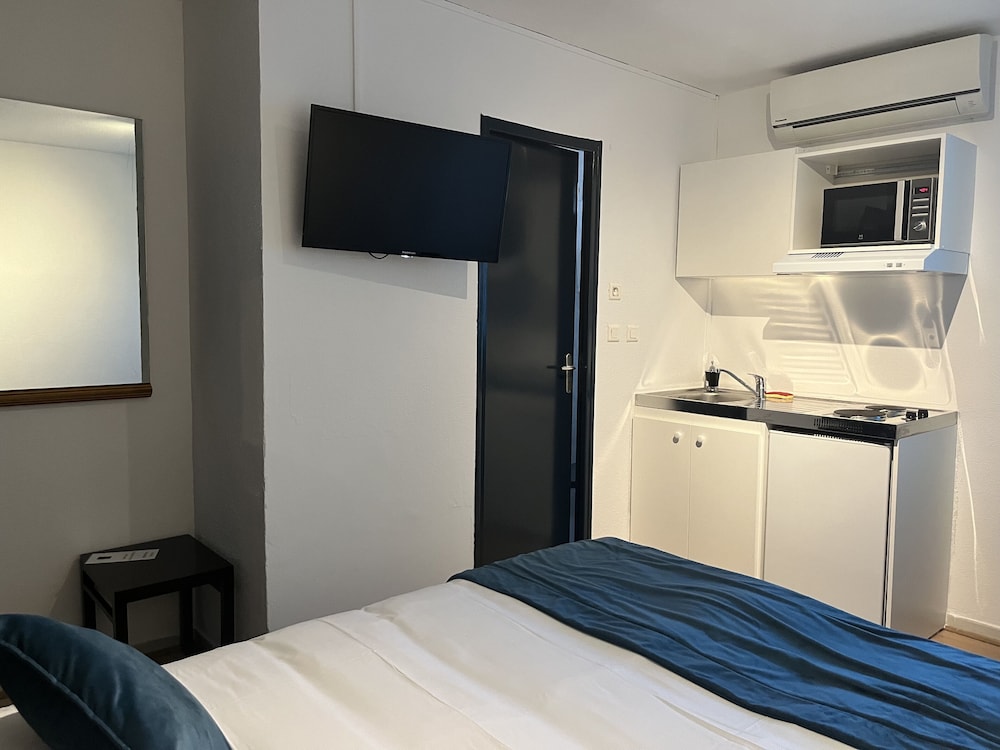 Court Inn and Suites 6/42