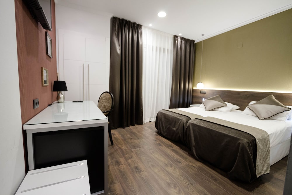 Hotel Moderno BCN 26/70