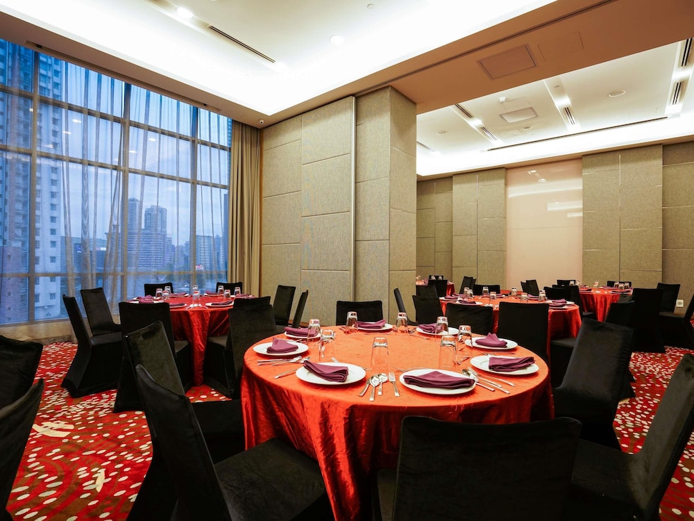 Mercure Kuala Lumpur Shaw Parade 56/69
