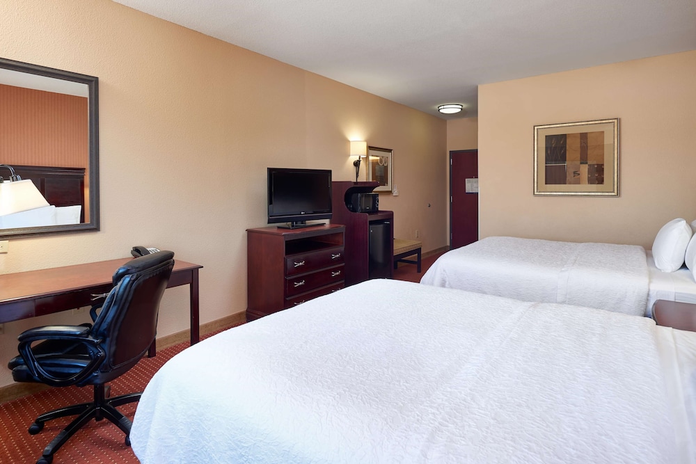 Hampton Inn & Suites Austin South/Buda 15/39