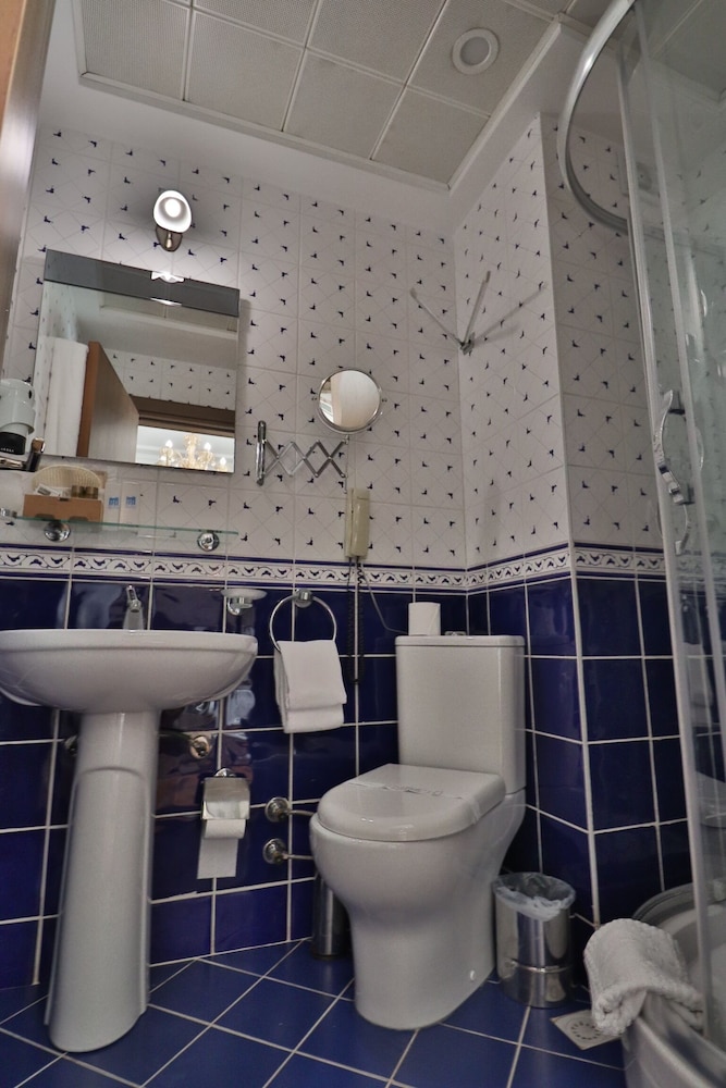 Blue House Hotel 13/78