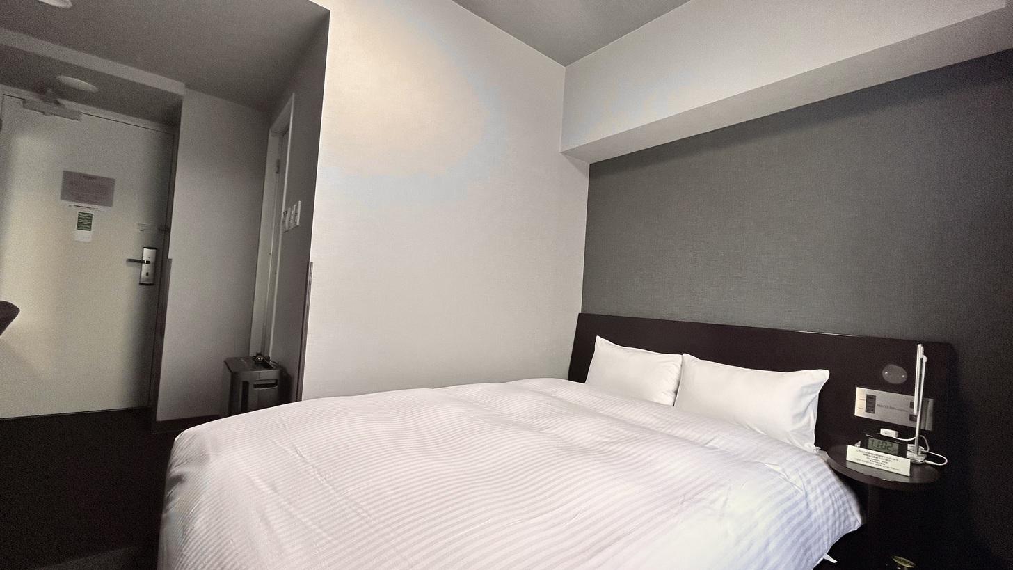 Semi Room, Exclusive, Semi Double Bed, Smoking