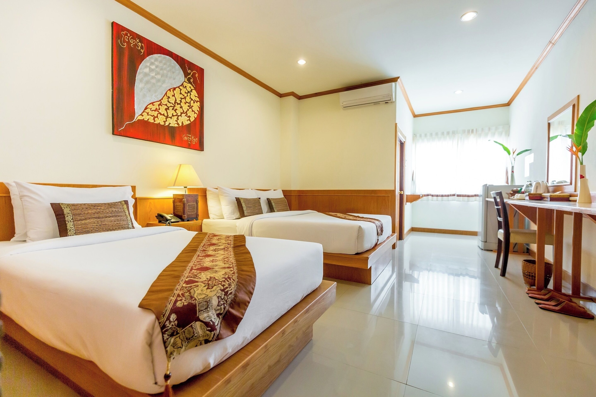 PREMIER, TWIN BEDS
