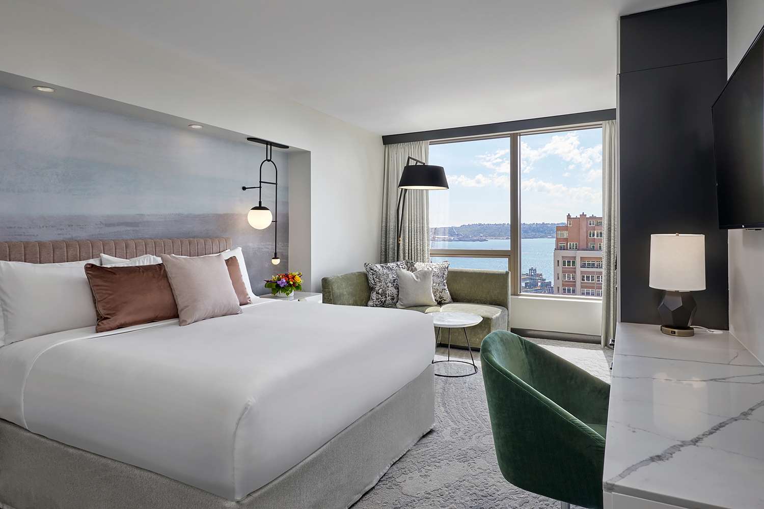 Deluxe, King Bed, Water View