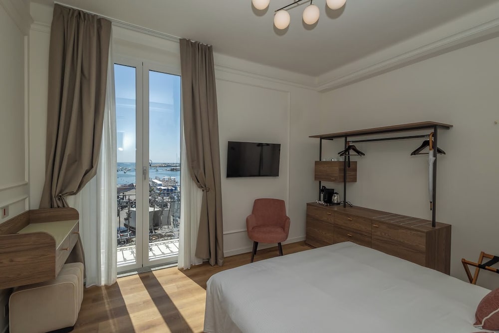 Splendide Riviera Boutique Art Hotel 14/50