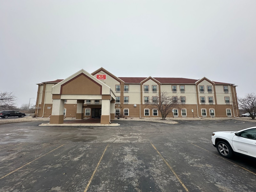 Econo Lodge Inn & Suites Monee 51/59