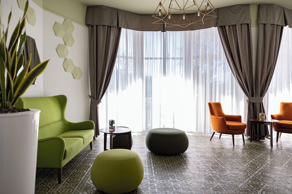Grand Hotel 45/64