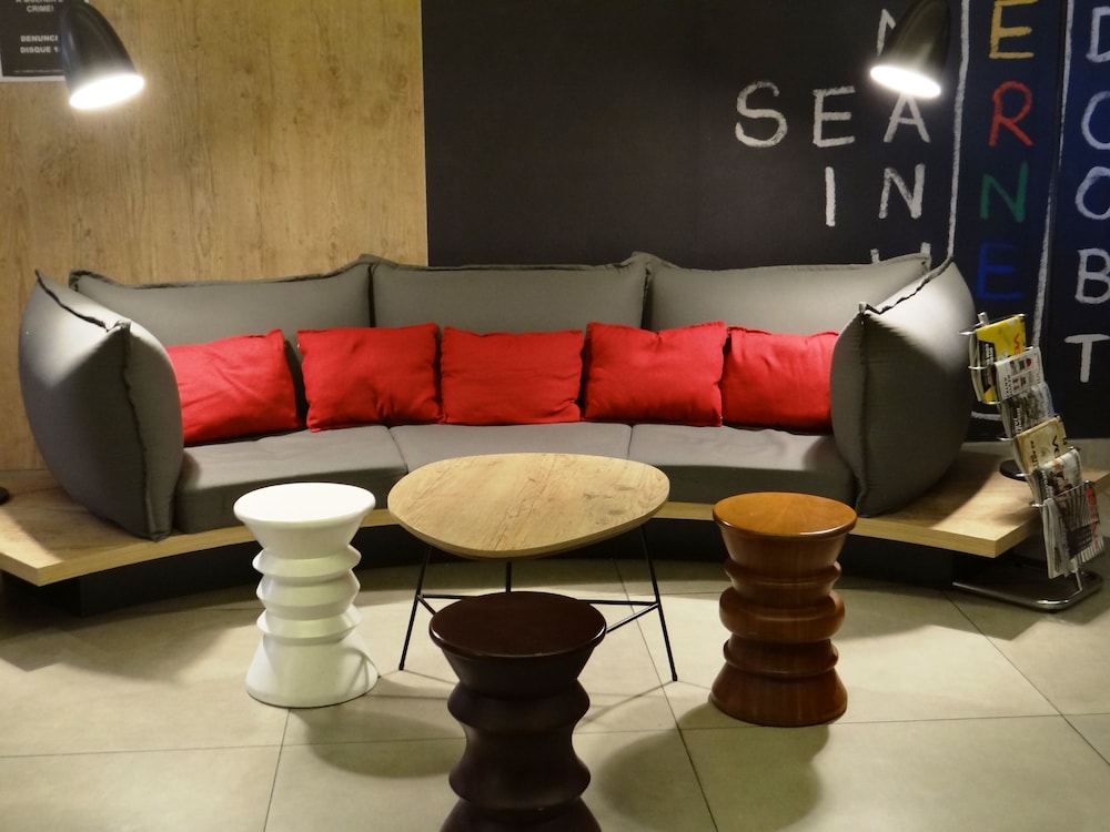 Ibis Santos Valongo 44/68