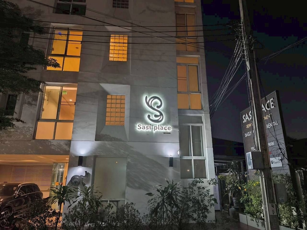 Sasi Place 7/65