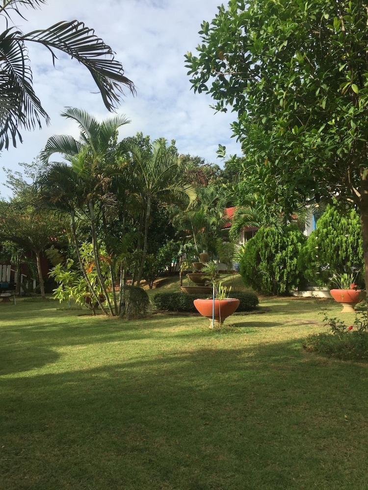 Mountain Beach Resort 15/22