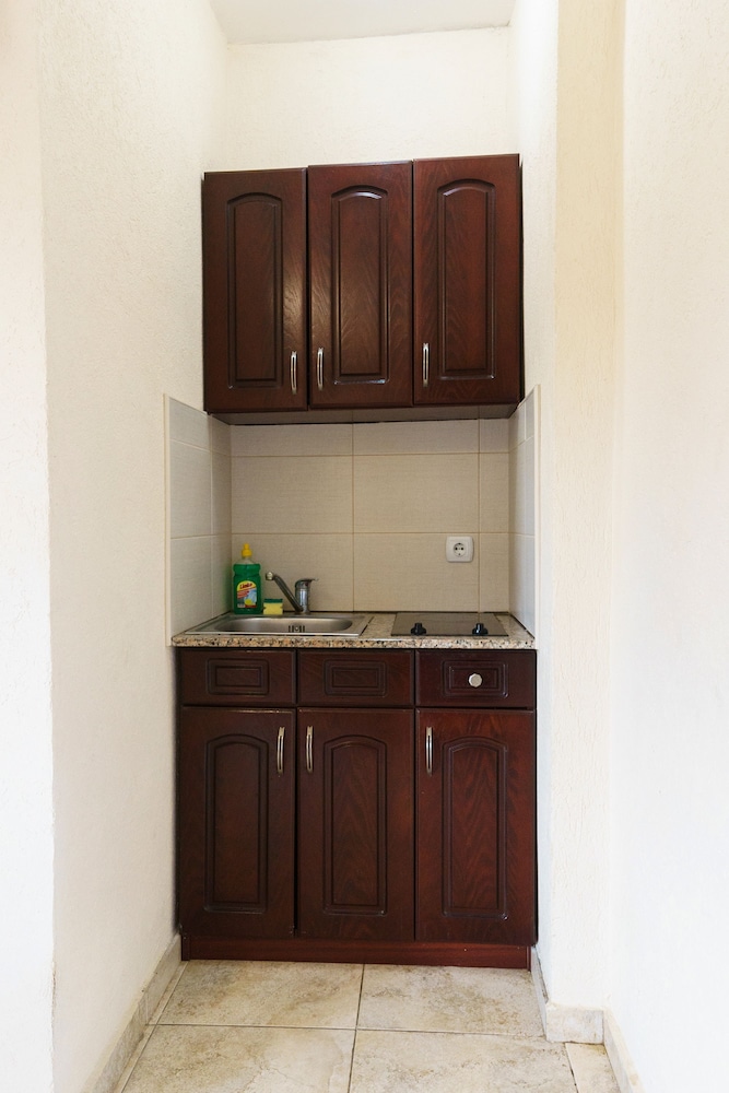 Apartments Lora 7/50