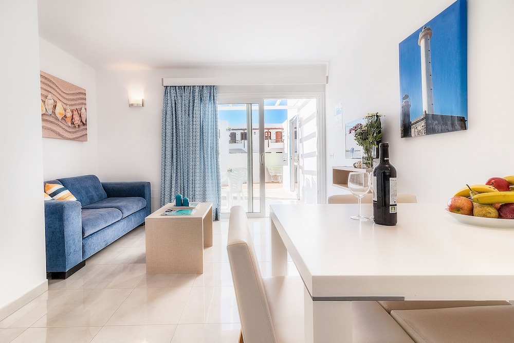 Apartamentos LIVVO Oasis 37/70