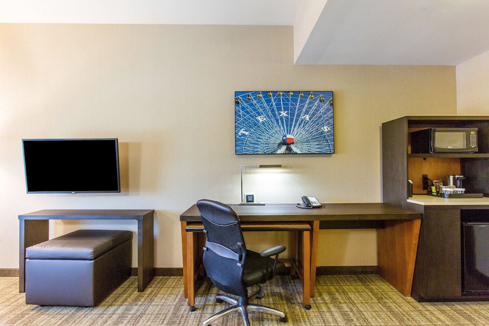 Cambria Hotels Plano Frisco 36/50
