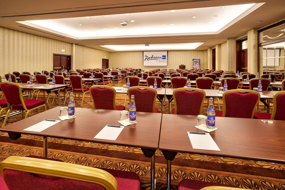 Radisson Blu Carlton 63/73