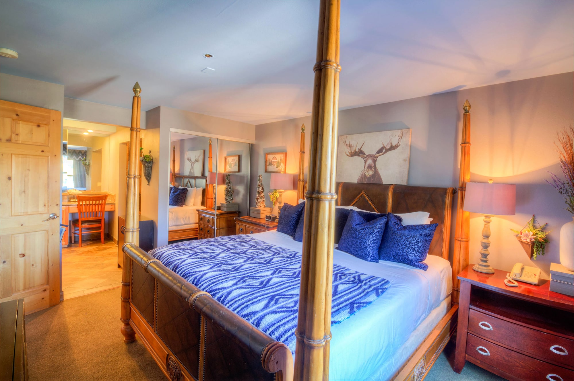 PRESIDENTIAL, SUITE