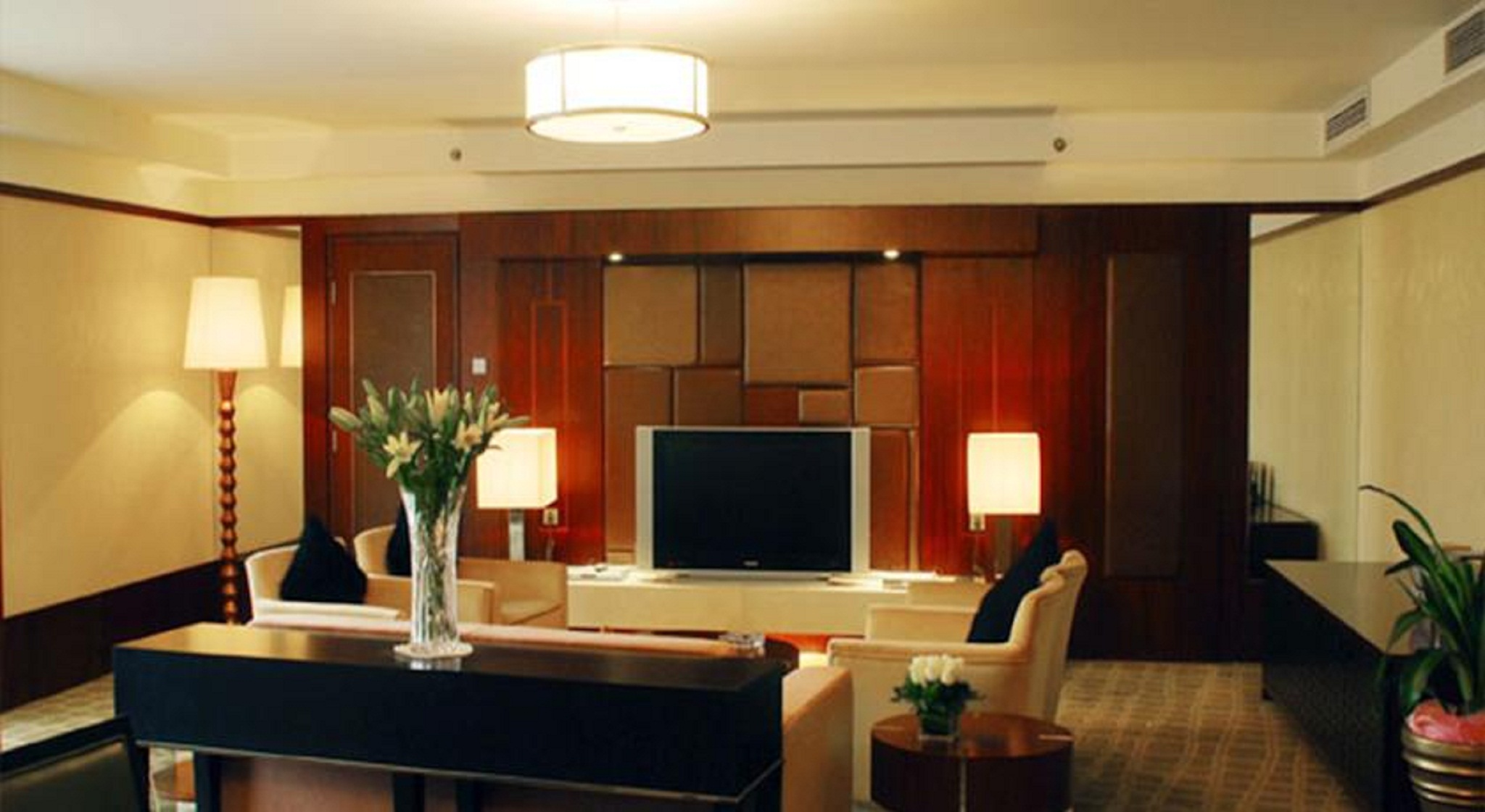 Beijing Kuntai Royal Hotel 17/21