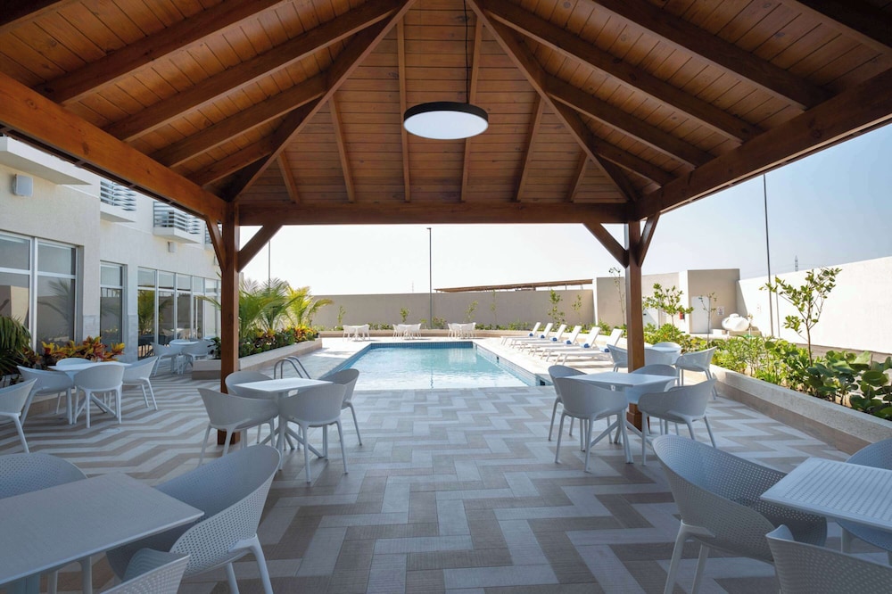 Super 8 by Wyndham Manzanillo 9/50