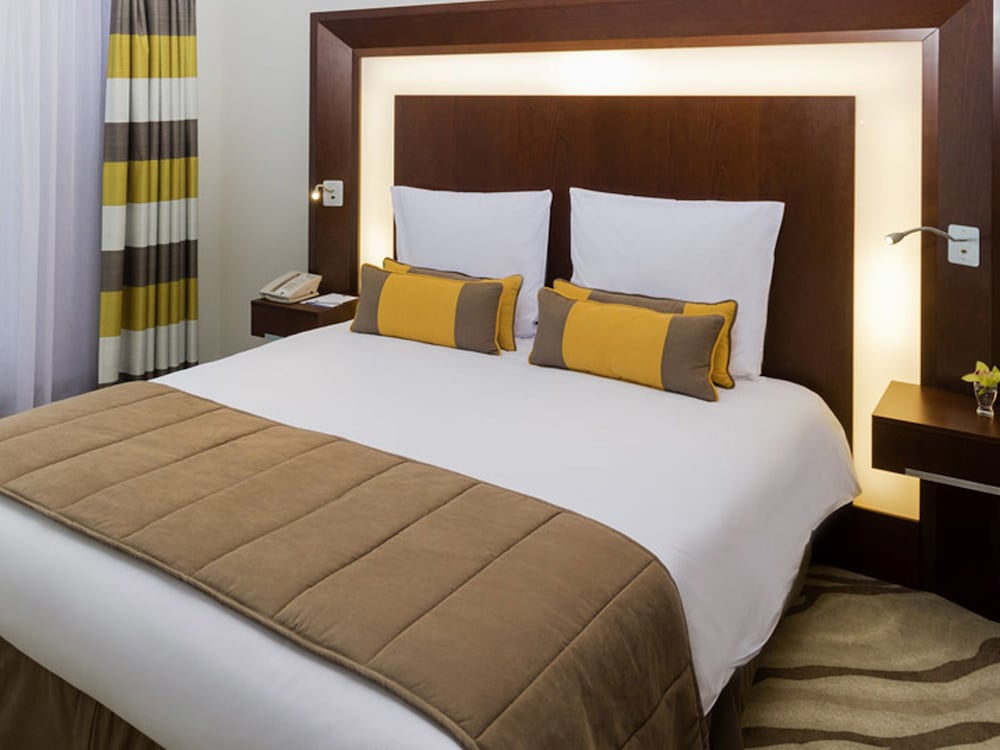 EXECUTIVE, DOUBLE BED