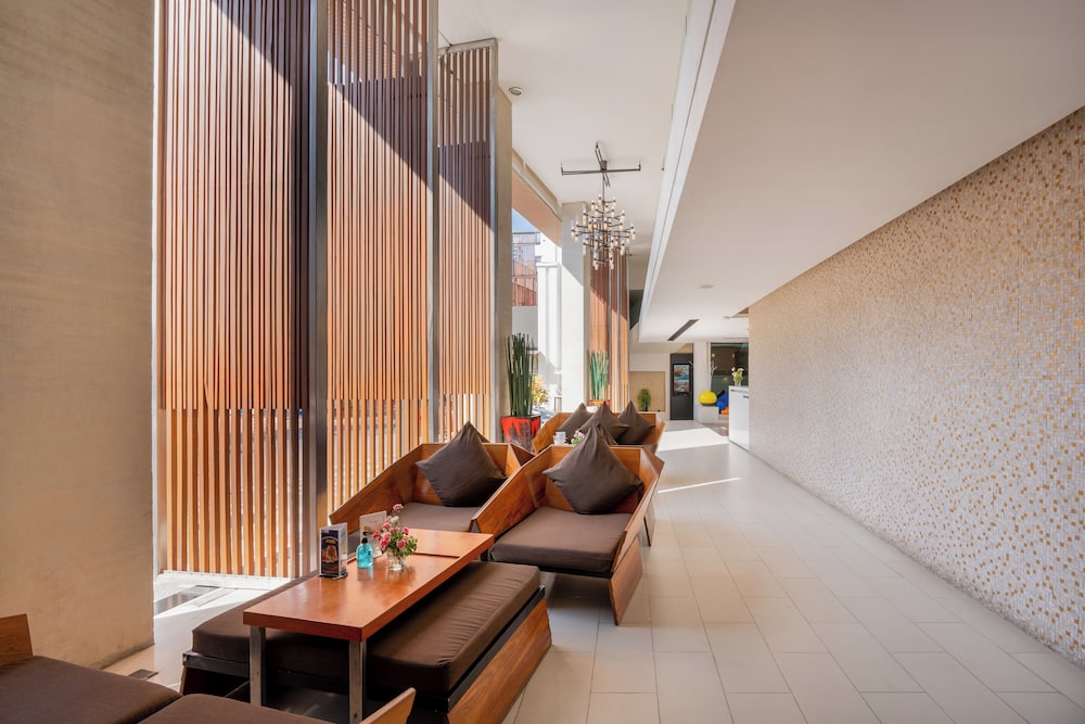 La Flora Resort Patong 46/70
