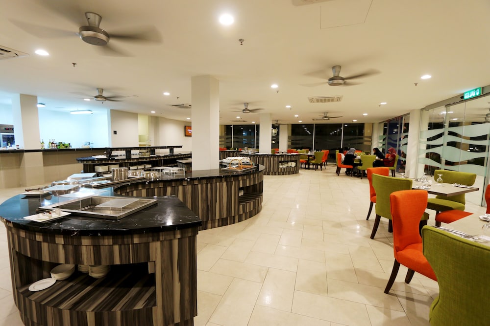 Villea Rompin Resort Golf 42/54