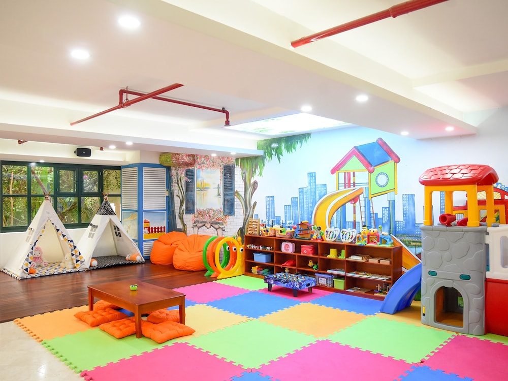 Furama Resort Da Nang 69/79